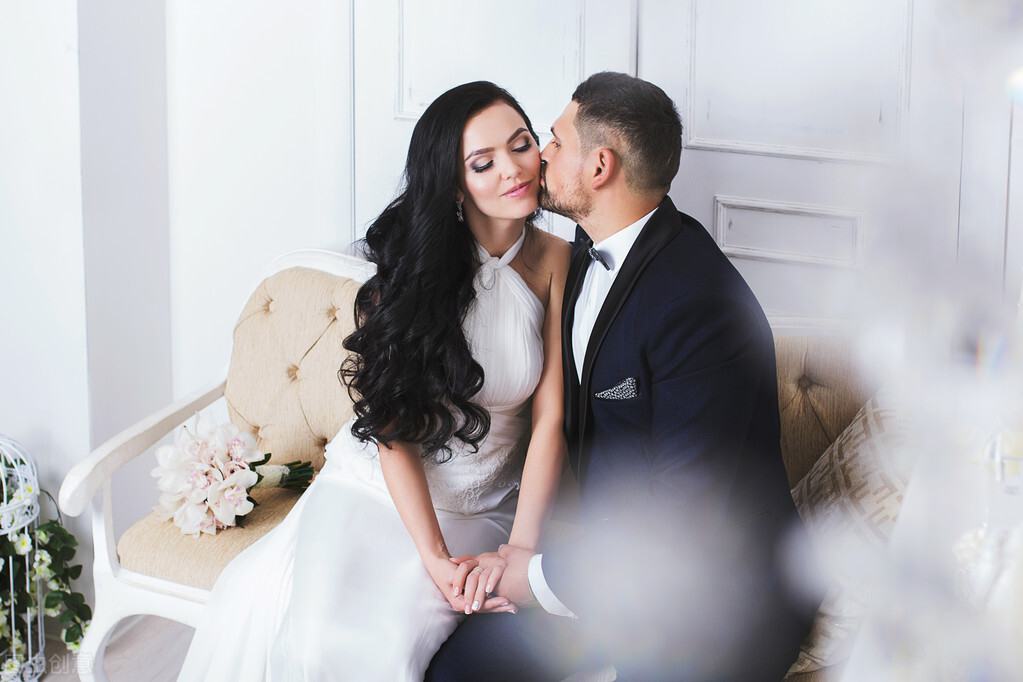 文择宣|男女关系一旦“越轨”，一定会从这些地方暴露出来