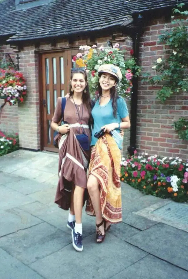 贾静雯|董卿最大对手！17岁扫厕所，23岁日本出道，她才是央视宝藏女孩