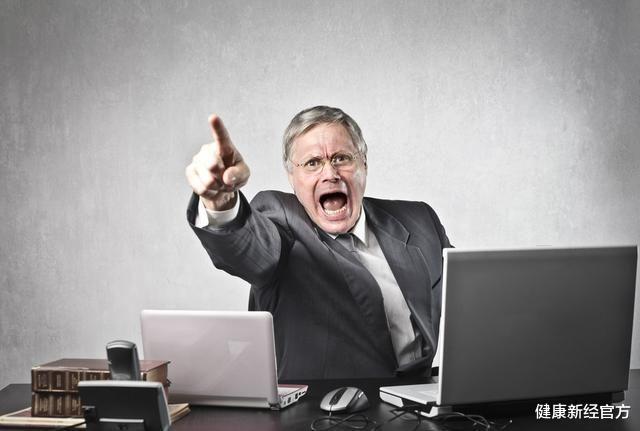 肝脏|多名肝胆专家再三强调：身上出现“2痛1痒”，多半肝脏已病变，莫忽视