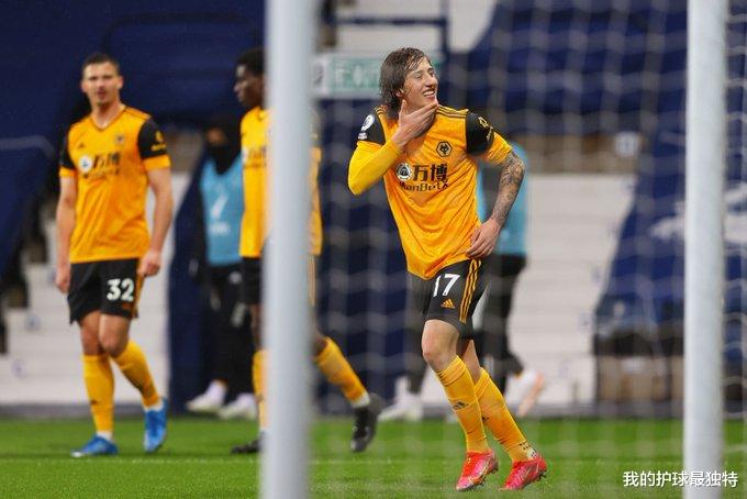 英超|1-1！英超4.1億勁旅又爆冷！狂轟20腳卻贏不了，一夜被甩19分