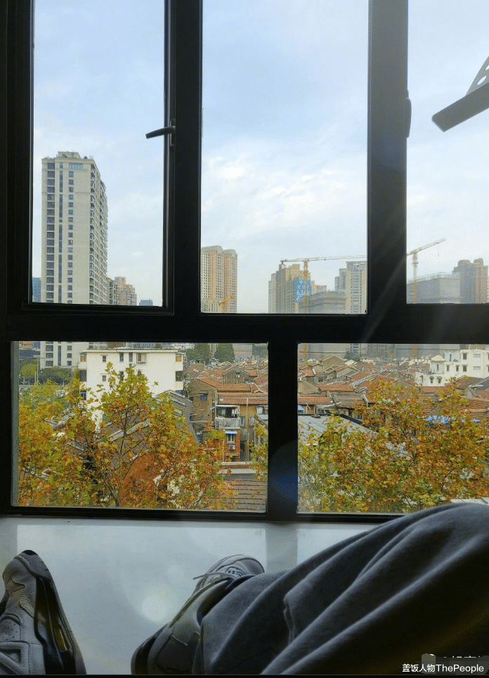 胡彦斌|16岁出道亿万续约费，名下多套房产20家公司，难怪胡彦斌宁愿单身