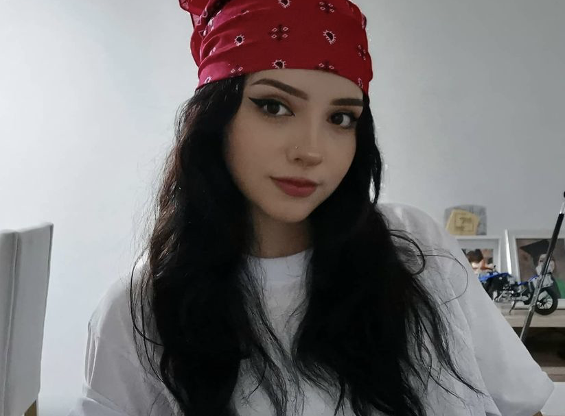 艺兔资讯|回国后放飞自我？奥运会一炮走红的射箭女神，真人变化很大