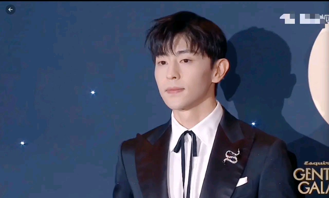 古力娜扎|邓伦眼里没光?陈晓陈妍希儿子很可爱?钟楚曦演的江南征太善变?