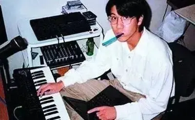 王力宏|王力宏宣布离婚，李靓蕾微博长文回应