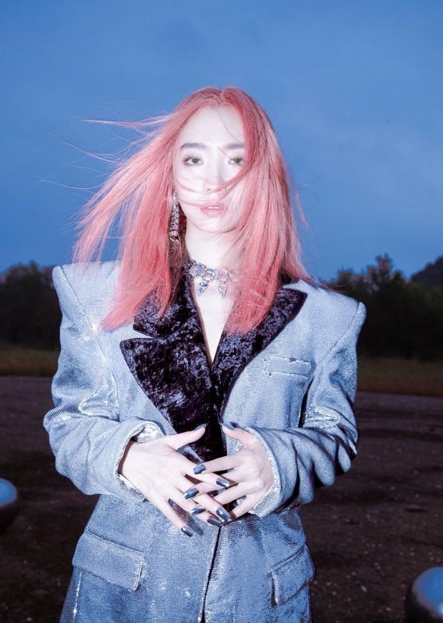 月月读唐诗|孟美岐经纪公司霸气发声口碑仍受影响，粉丝脱粉回踩，代言危险了