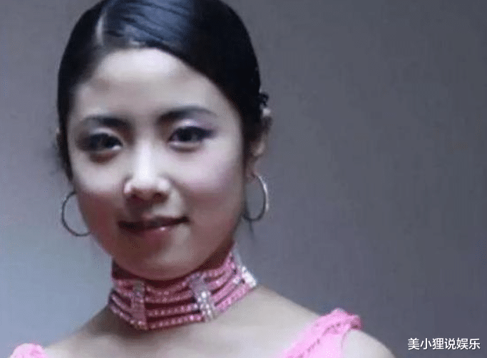 赵本山|18岁被赵本山力捧,因拒绝陪酒被雪藏,如今回到家乡当教师