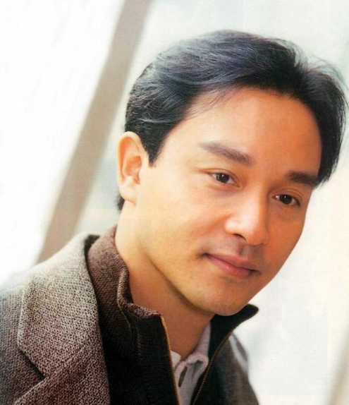 赵英俊|赵英俊去世引发热议，这些突然传来噩耗的明星，谁让你不敢相信？