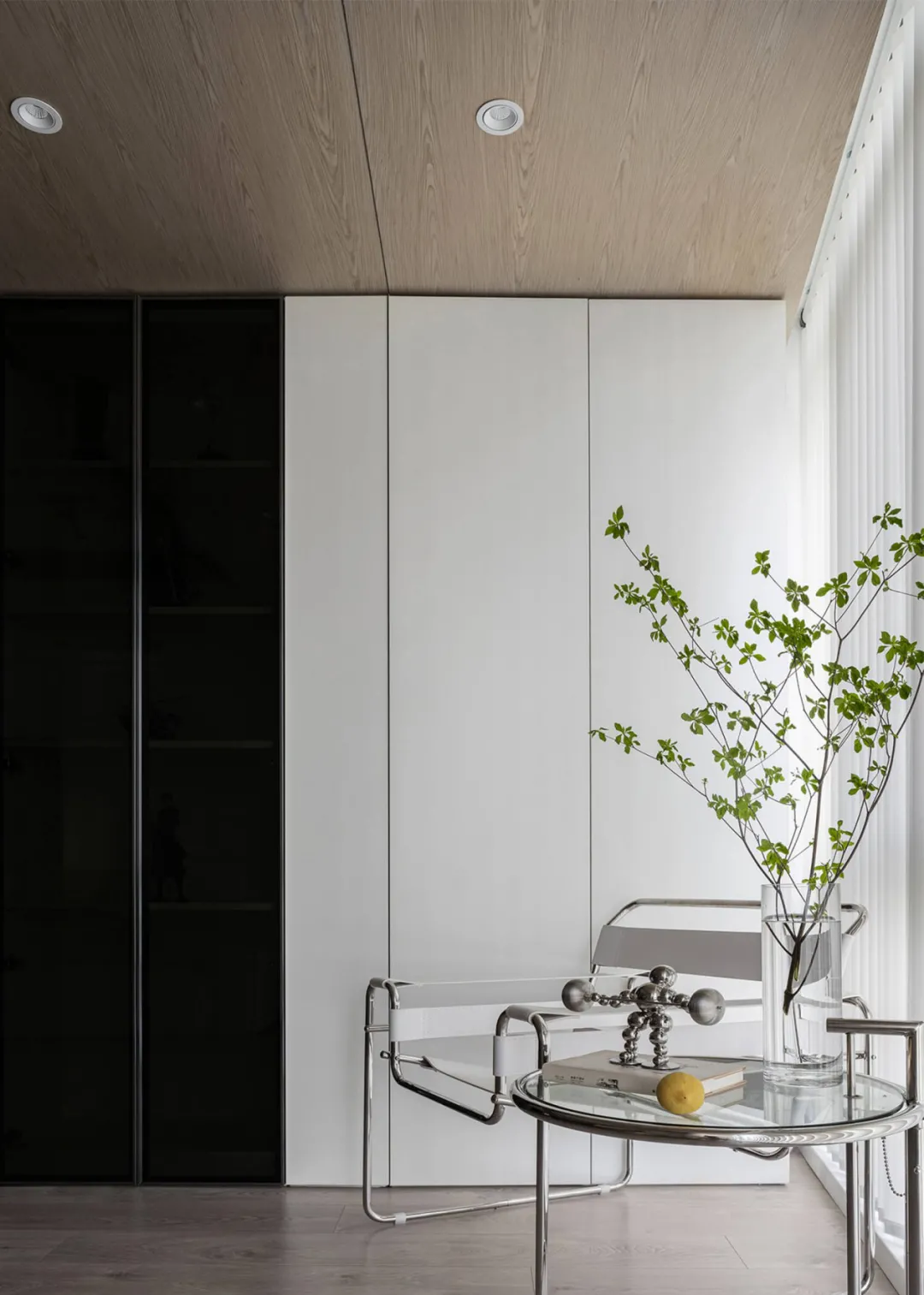 留白+不锈钢+原木风：123m2大平层精装房，改完后满屏高级感！