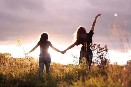 爱莲幸福汇|“损友敬而远,益友最相亲”:余生,请看清楚身边的朋友圈