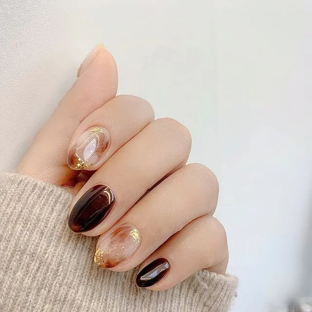 美甲|简约不花哨的INS风美甲，很高级~