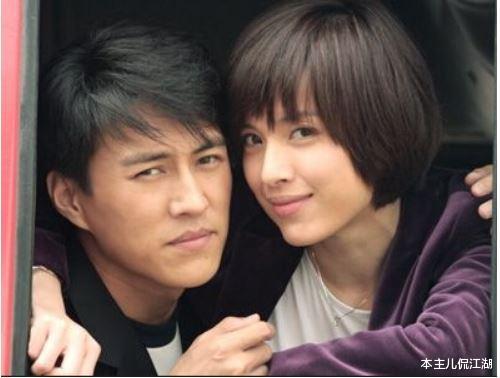 靳东|白嫖离婚江珊5年，又嫖2婚李佳10年，靳东的下半身不简单