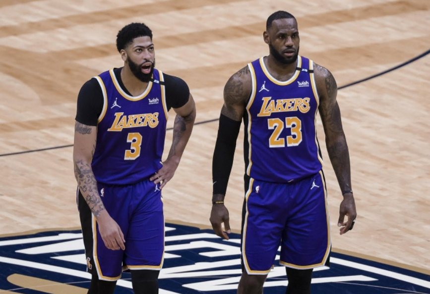 湖人队|湖人2-3还能翻盘吗？名嘴苏群的回应很委婉，快船可能要直通总决赛了