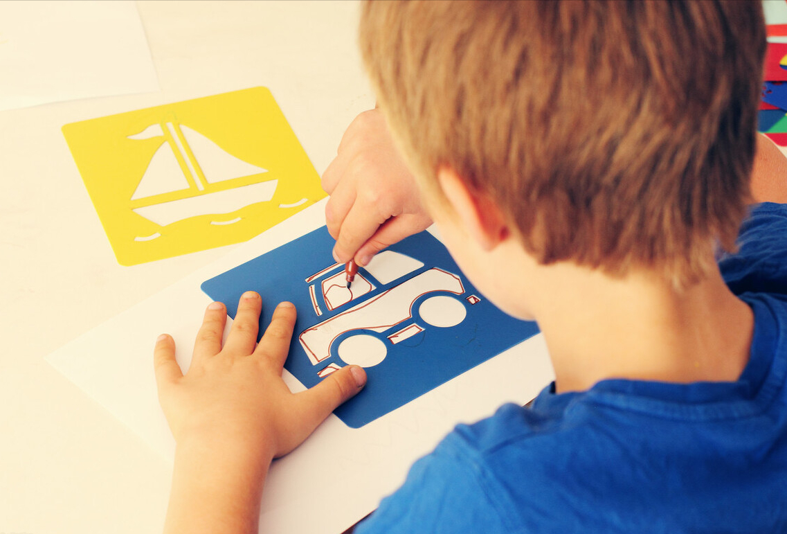 粤儿悦康 天使科普：自闭症常见的症状表现有哪些？