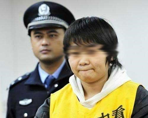 九月雨 14岁女生弑母藏尸更多内幕曝光，难怪同为弑母众人要求留他一命