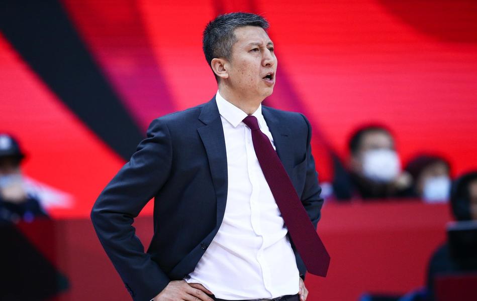 广州男篮|118-115！广州男篮加时赛险胜，郭士强让这支球队脱胎换骨