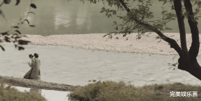 粉色|《当家主母》：沈翠喜关大牢遭逼供，晕过去还被水浇醒，被虐惨了