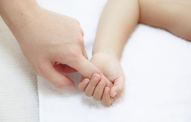 幸福如猪|进行新生儿脐带护理时需要用碘伏吗?