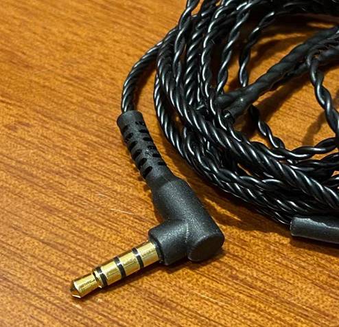 小米科技|耳机什么品牌的音质好，国产的有线耳机HIK S1听感评测