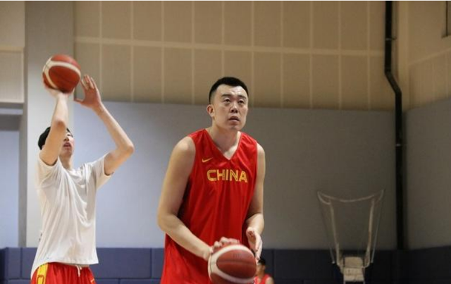 郭艾伦|吹毛求疵！为何日本队能在2分钟砍9分？解说员：中国队应领先20分
