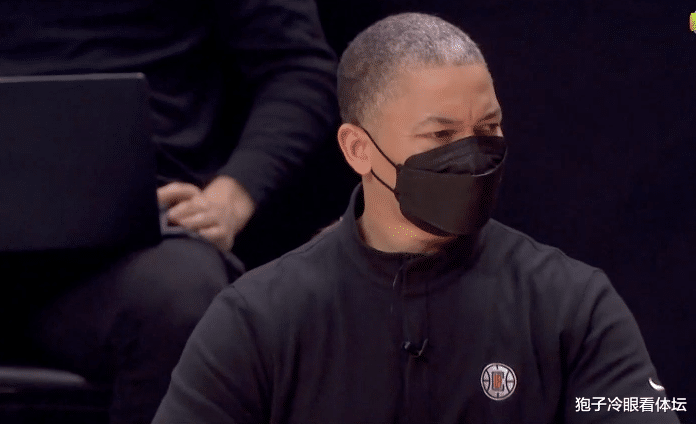 凯里·欧文|快船赢下G7！莱昂纳德没绷住被逗笑 队友轮流拥抱东契奇 鲍尔默振臂欢呼