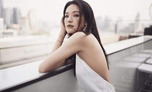舒淇|被誉为“世界十大美女”之一，却屡受情伤，今嫁给20年老友好幸福