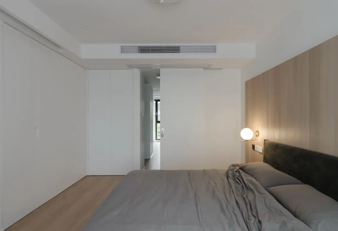 客厅|120㎡二手房改造，主流书房式客厅，拆除一间房后使用面积翻倍