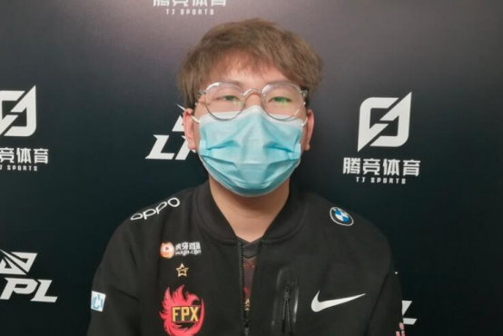 fpx战队|Bo人传再临？登上韩服第一改名“我想打比赛”公开求职
