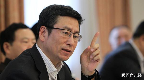 暖妈育儿经|“再苦也不让孩子住校”，白岩松给的理由，值得家长深思