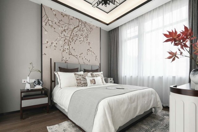 169平以东方人的“留白”美学观控制节奏,尽显大家风范