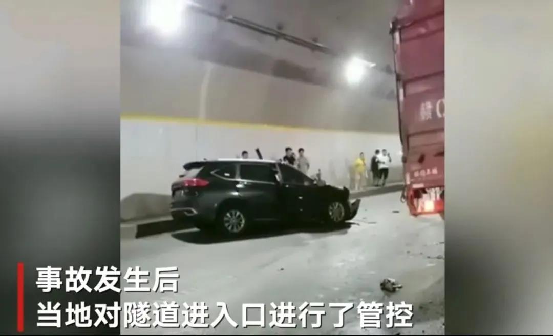 特斯拉回应后,网友惊了,常州特斯拉夫妻坠河身亡,监控已流出!