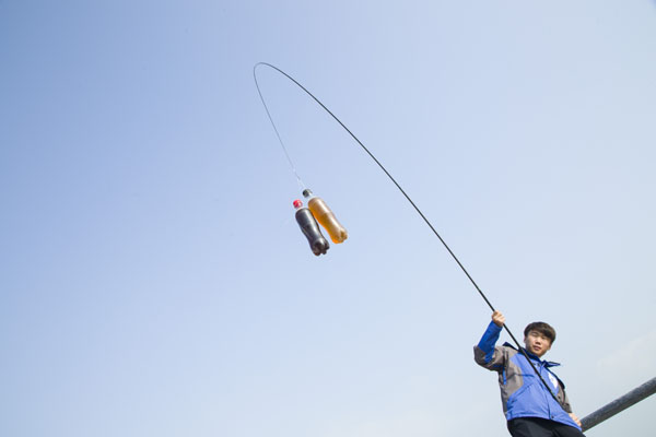 |钓鱼时暴力抬竿断的就不是好鱼竿?