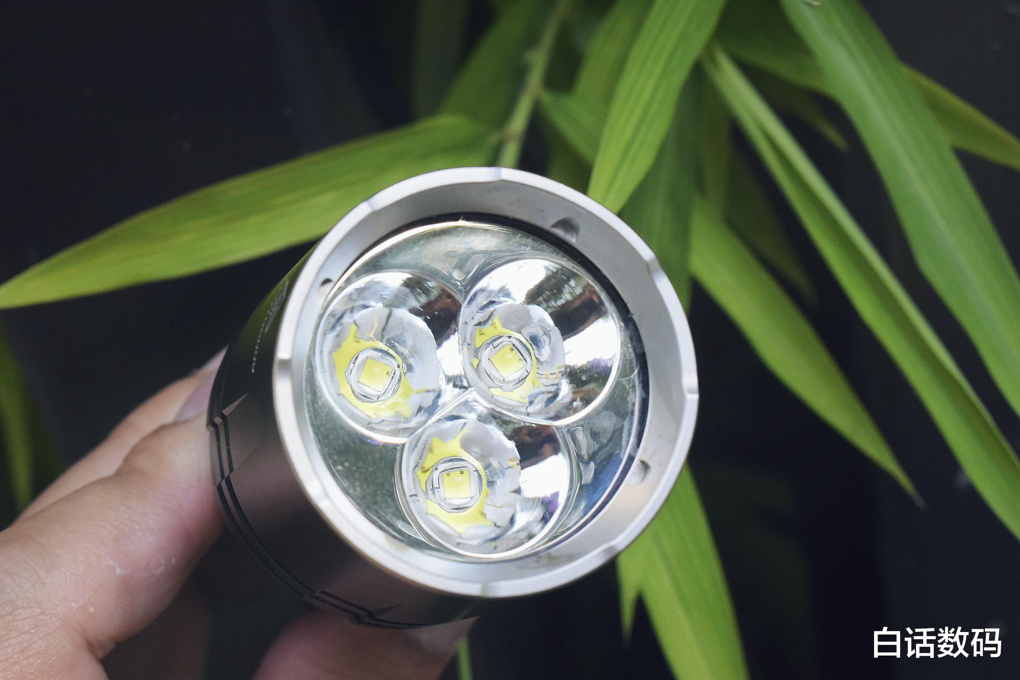 Windows11|战术双模式 性能更强悍！Fenix菲尼克斯TK35UE V2.0手电体验