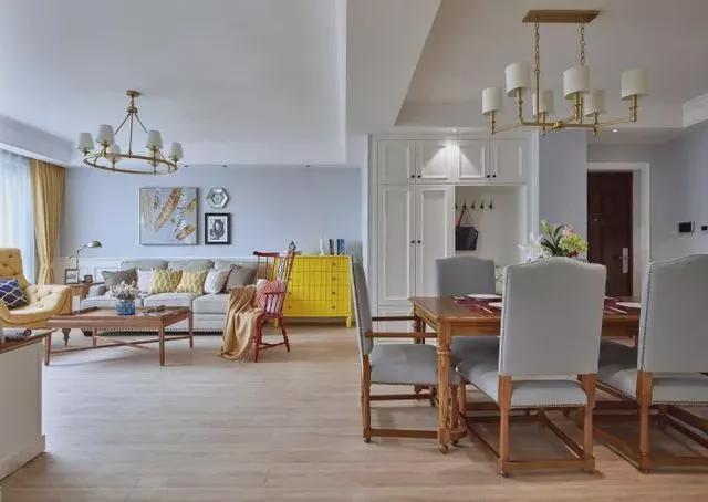 |参观朋友家的130㎡美式复式新房，刚进客厅，就感受到一股贵气！