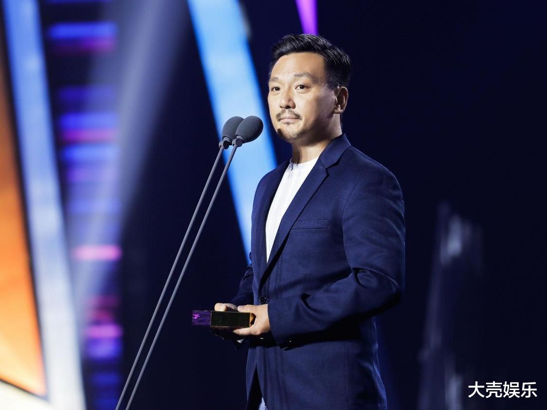 杨幂|费振翔说赵露思演戏有天赋，哭戏能左眼流一滴，右眼流三滴