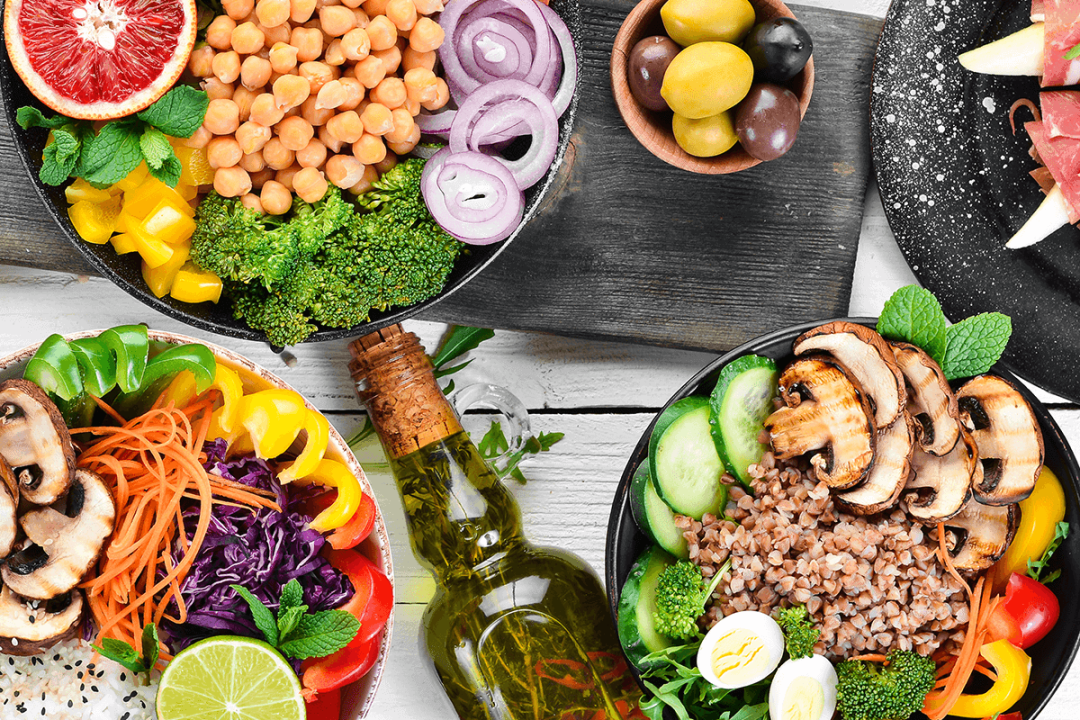 医生|什么时候需要肾脏友好型饮食？哪些食物伤肾？哪些食物护肾？