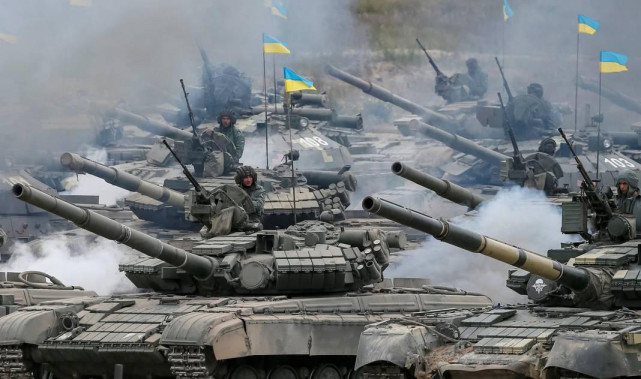 27國集體包圍俄羅斯，烏克蘭10萬大軍500輛坦克壓境，普京發核戰警告-圖3