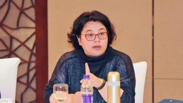 杨双双|吴亦凡被批捕，律师称无取保候审可能，刑满后将被驱逐出境