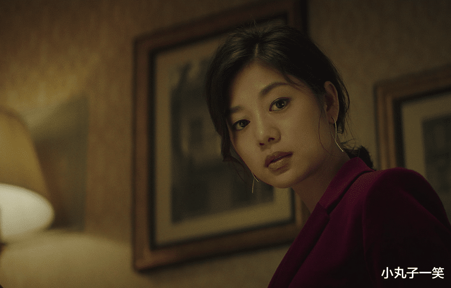 |王真儿的走红之路：拍古装演技突出未火，演职场剧爆火再次出圈