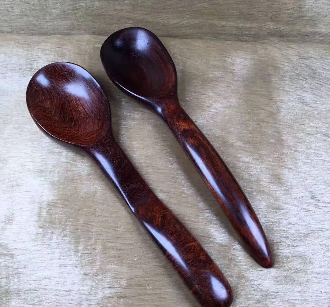 小王话红木|买木雕认准这几条,这样收藏准没错!