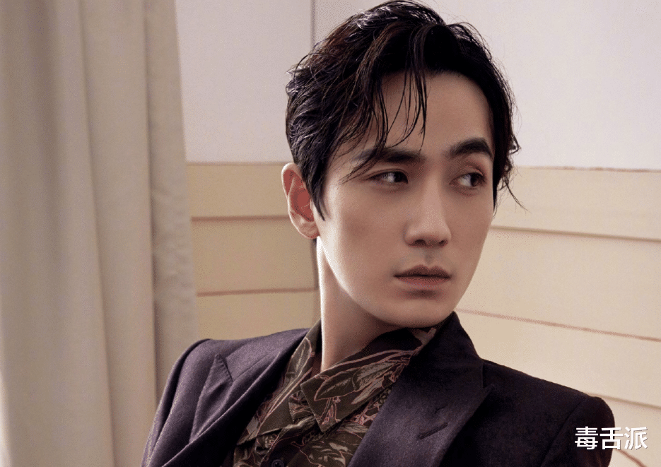 安陵容|朱一龙并不佛，一心想拼出个名堂，像一个固执又单纯的智者