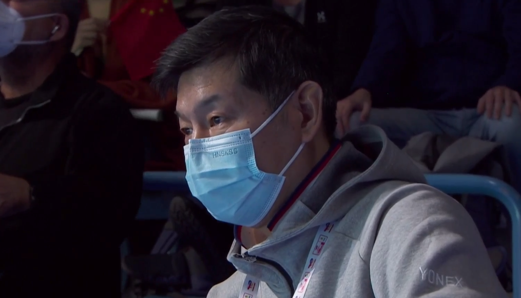 德隆|氣壞教練，男雙黑馬何濟霆/譚強決賽夢游，0-2慘敗屈居亞軍