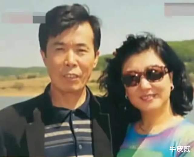 高秀敏|“鬼才编剧”何庆魁，高秀敏病逝后，被他抛弃14年的发妻收留了他