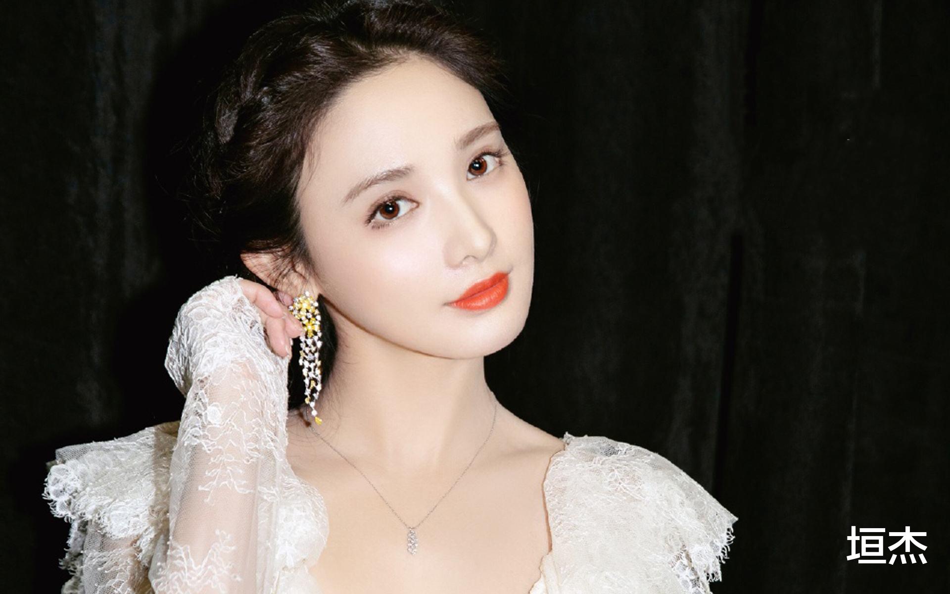 彭小苒|继承范九亿九成资源的彭小苒，总是戏红人不红？低调捐款得高评价