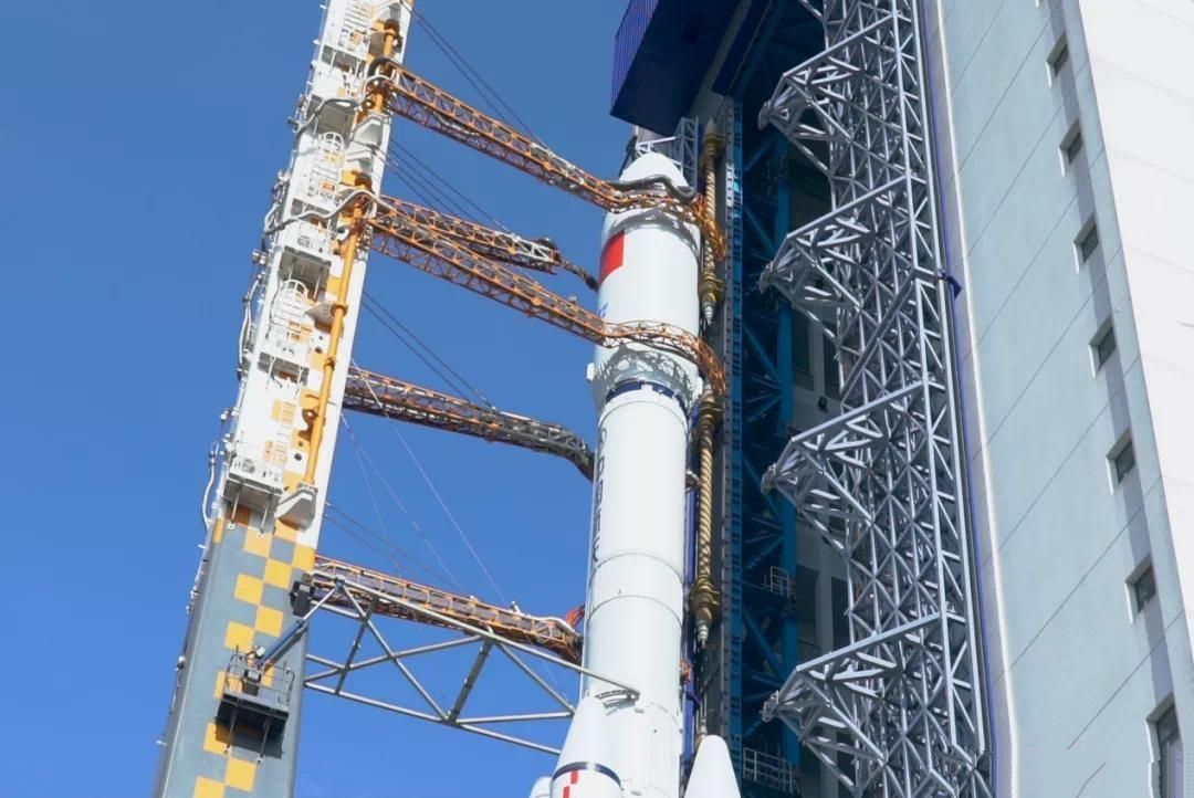 神十三发射成功,神十四紧急待命,美国求合作却遭我国人打脸?