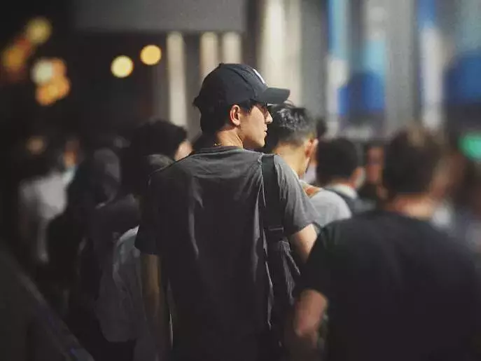 林更新|明星和普通人区别到底有多大？林更新一个背影就已经赢了