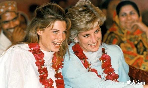 王冠|美剧《王冠》情节对戴安娜不敬，闺蜜非常愤怒；拍摄者与梅根合作