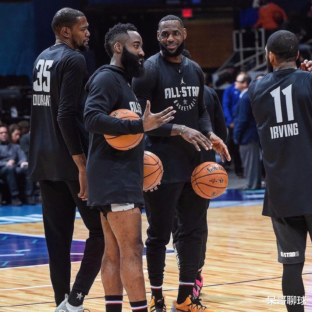 达米恩·利拉德 拒绝交易，再见詹姆斯！你还是坚定了信念，承认吧，你和冠军无缘