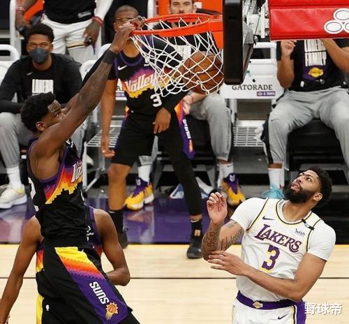 篮板王|天才状元快觉醒！NBA球队为他摆烂为他疯狂！3年了他却没全明星没盖帽王！被骗了？