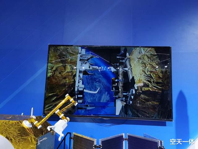 卫星 我国太空加油卫星来了，没有受油装置也能加？给你一个爱的拥抱