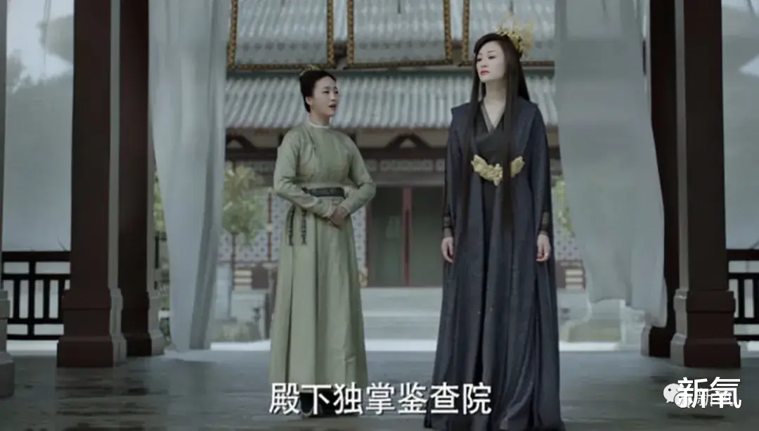 李小冉|内娱白皮天花板，用脸做光源的她没人不服吧？